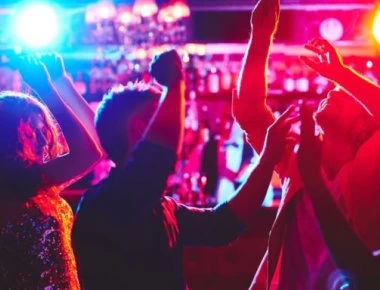 «Μοιράζαμε μεταξύ μας τις κοπέλες και παρέα με τους φίλους μου τις είχαμε» (βίντεο)